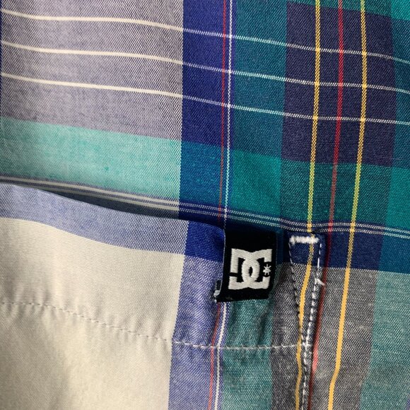 Dolce & Gabbana Men’s Short Sleeve Plaid Shirt – Medium - Picture 2 of 8